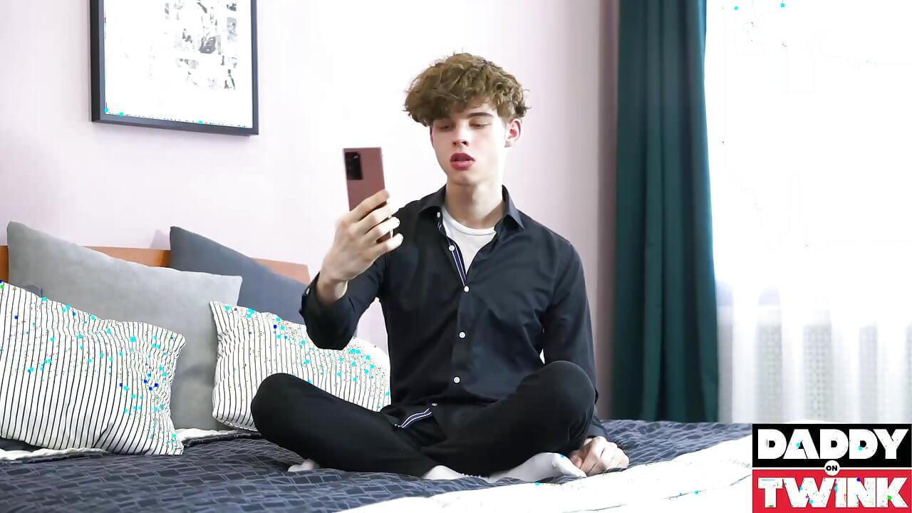Daddyontwink sevimli twink nick moon dmitry osten tarafından sikiliyor