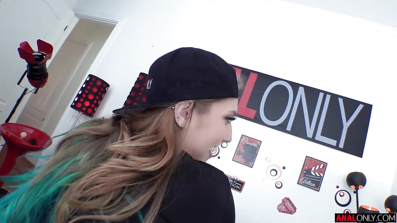 Electra's Anal Pounding