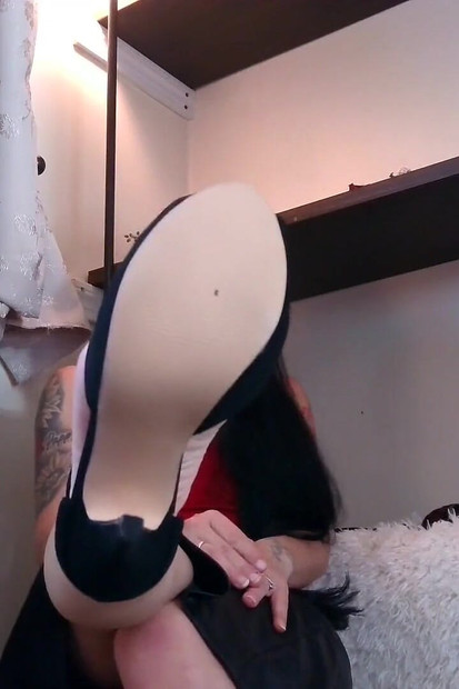 Let My Heels Make You Fall Deep