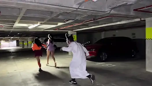 Daphne и Velma поймали монстра - Специальный выпуск на Хэллоуин