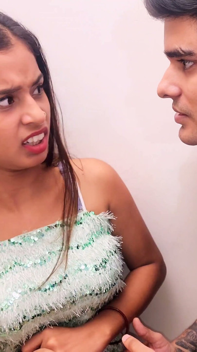 Indian threesome Ronamtic Video, Sotele Budhe Ne Sotele Bete Ke Girlfriend ke Sath Romance Or Hardcore Sex Kiya | Clip 2