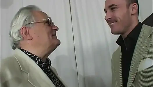 Sexy blonde girl double penetrated anal threesome