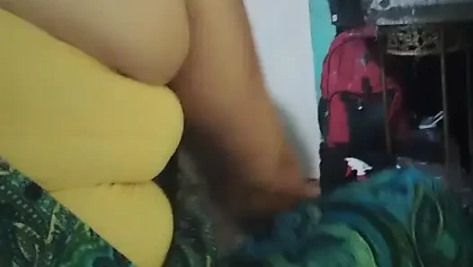 Dengan ibu tiri di orang pertama