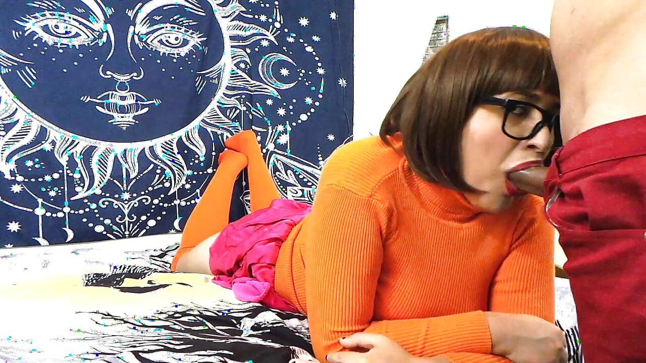 Velma chupa um estranho