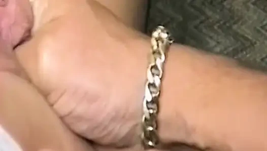 Alman hatun portakaldan döl tadını seviyor