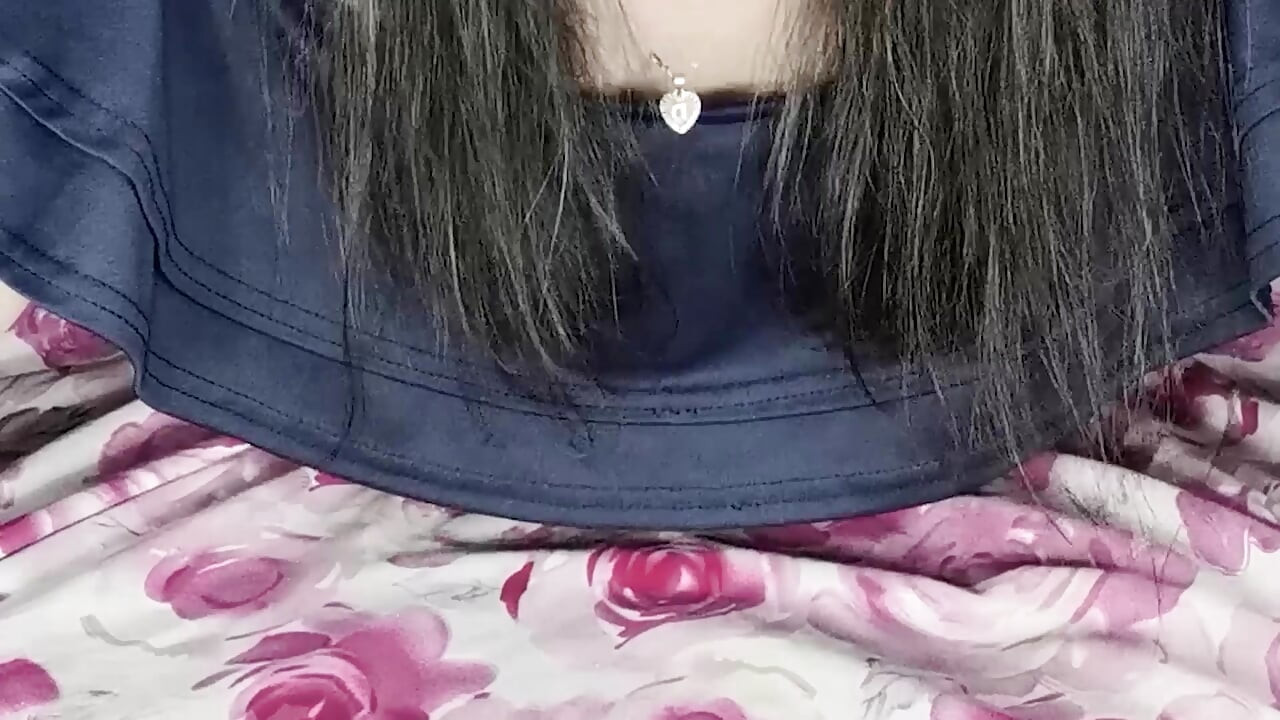 Awak kongkek teman wanita awak dan bukannya makan di luar