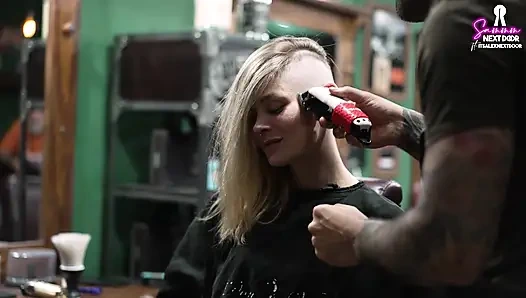 I fuck the barber because I don't have money to pay for the cut