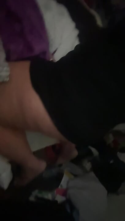 Šukám se, zatímco na tebe myslím