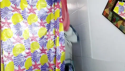 Stepfather fucks his stepdaughter behind the scenes of her Stepmother