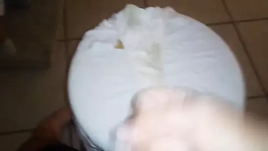 İri güzel kadının külotu gece geç saatlerde boşalıyor