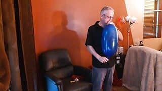 109) lange pik ballon kinky aftrekken door papa Balloonbanger