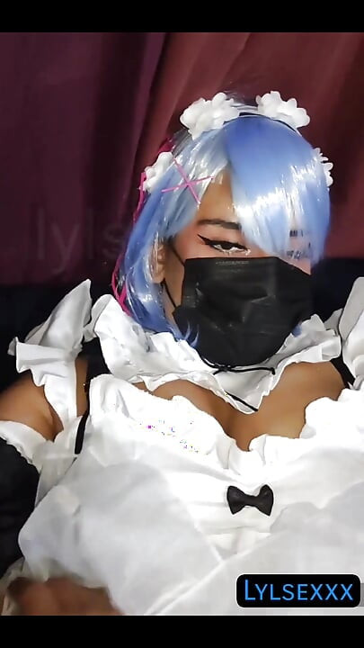 Otaku with Rem Cosplay Gets Fucked Without a Condom Part 1