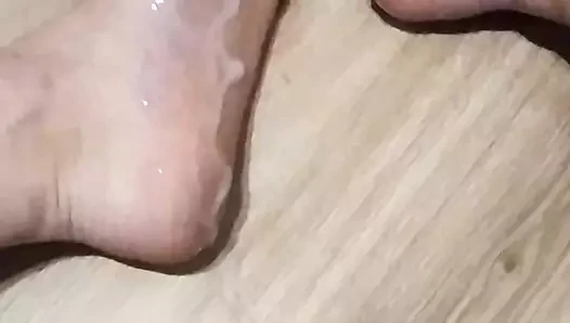 Ayaklarımda mastürbasyon yapıyorum
