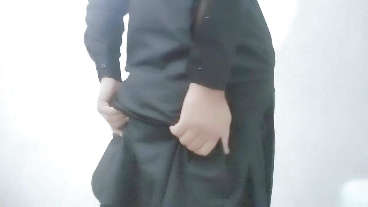 Desi Pakistani pathan thirsty big ass show naked