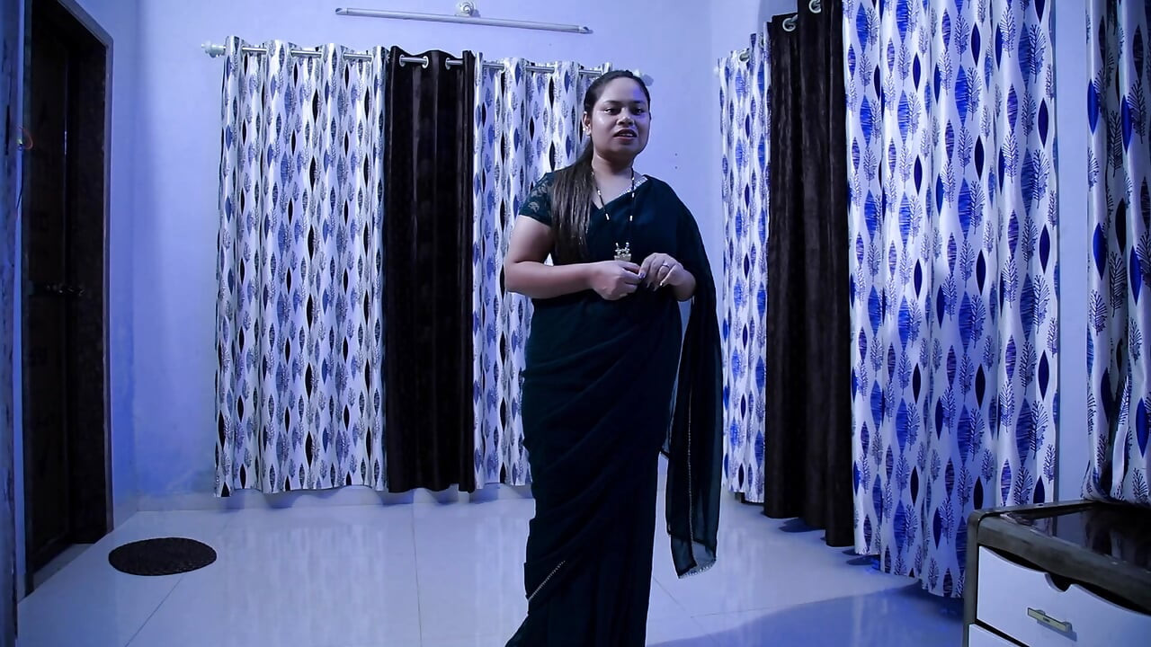 MAID WAS SHOCKED TO SEE HER MALIK PENIS ERECT