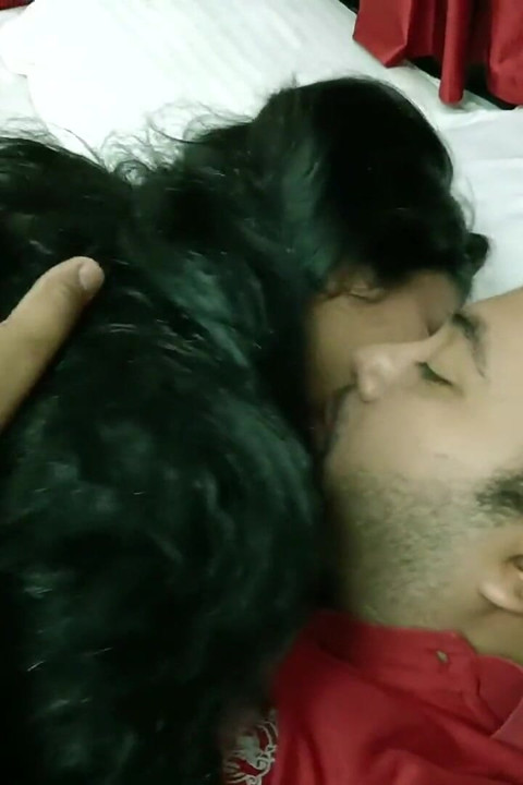 Husband Send Office Boss for Fucking His Hot Wife - Desi Wife Sharing Sex