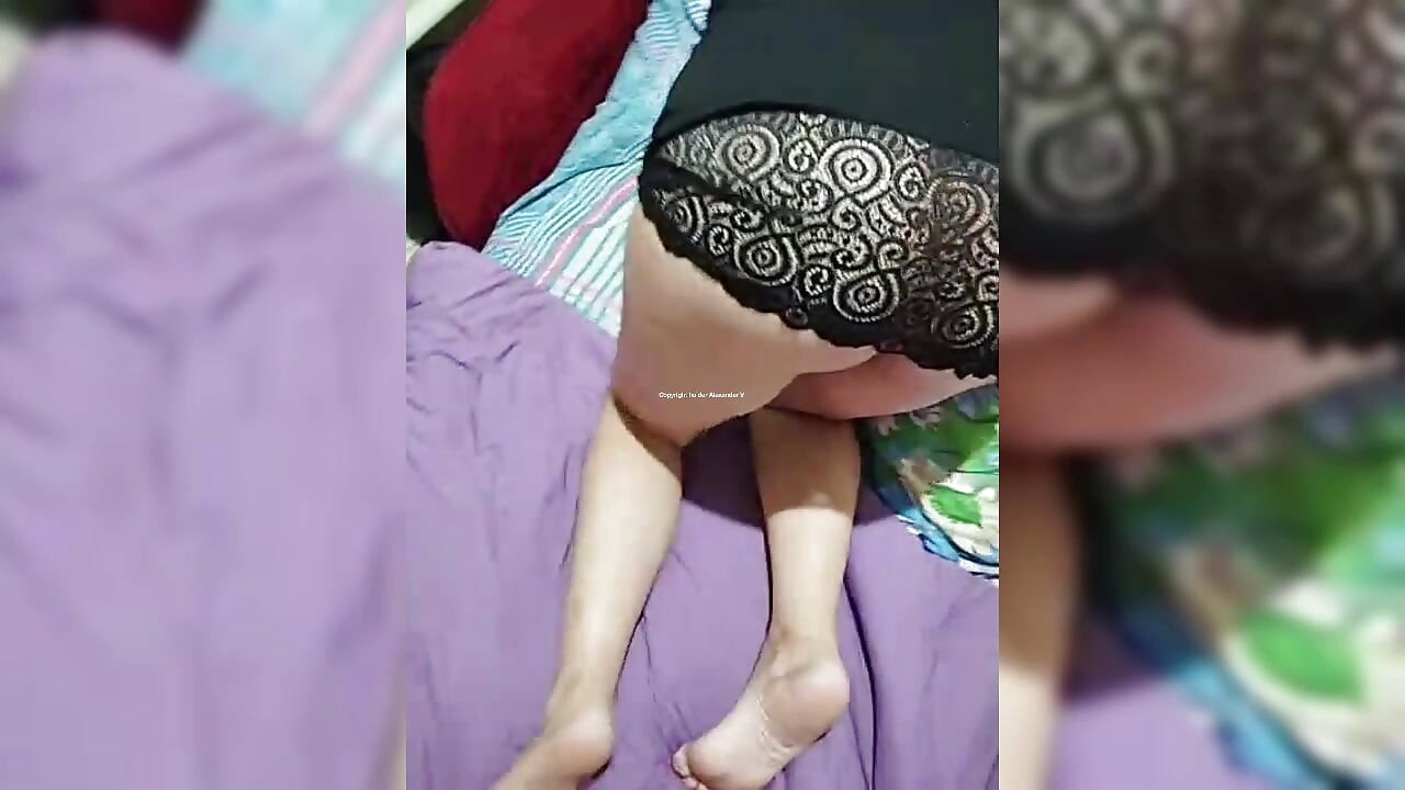 我亲爱的女朋友! 她喜欢吸吮!