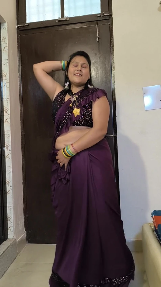 Tarian bugil desi puja si kakak ipar india