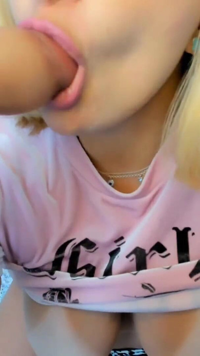 Morate podijeliti trenutak iz "Zla seksi plavuša prljavo priča i daje najzgodnije upute za drkanje za drkanje"