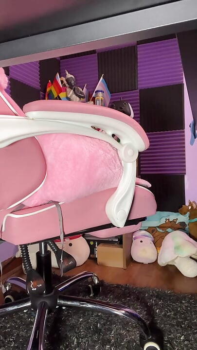 Hippie Under Deck View POV Busting Huge loads