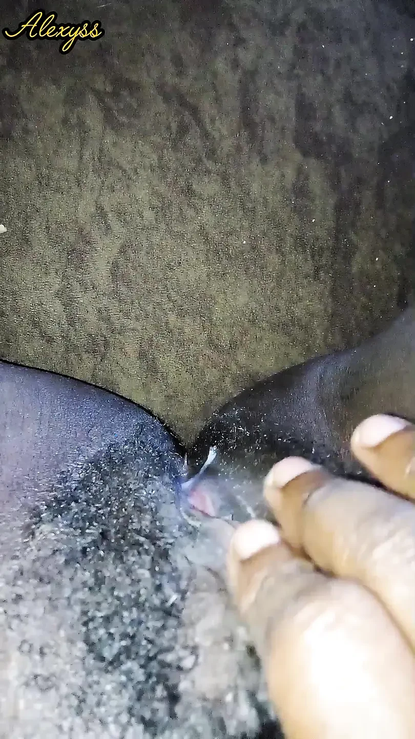 Trying to stretch my tight pussy