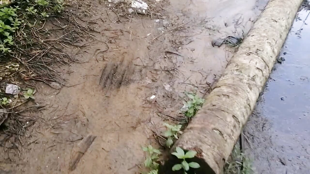 I Found This Sexy Sex Working Baby Whore From the Beach