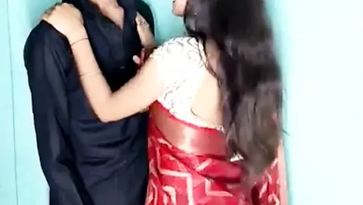 I fucked my friend with great difficulty and made her cum