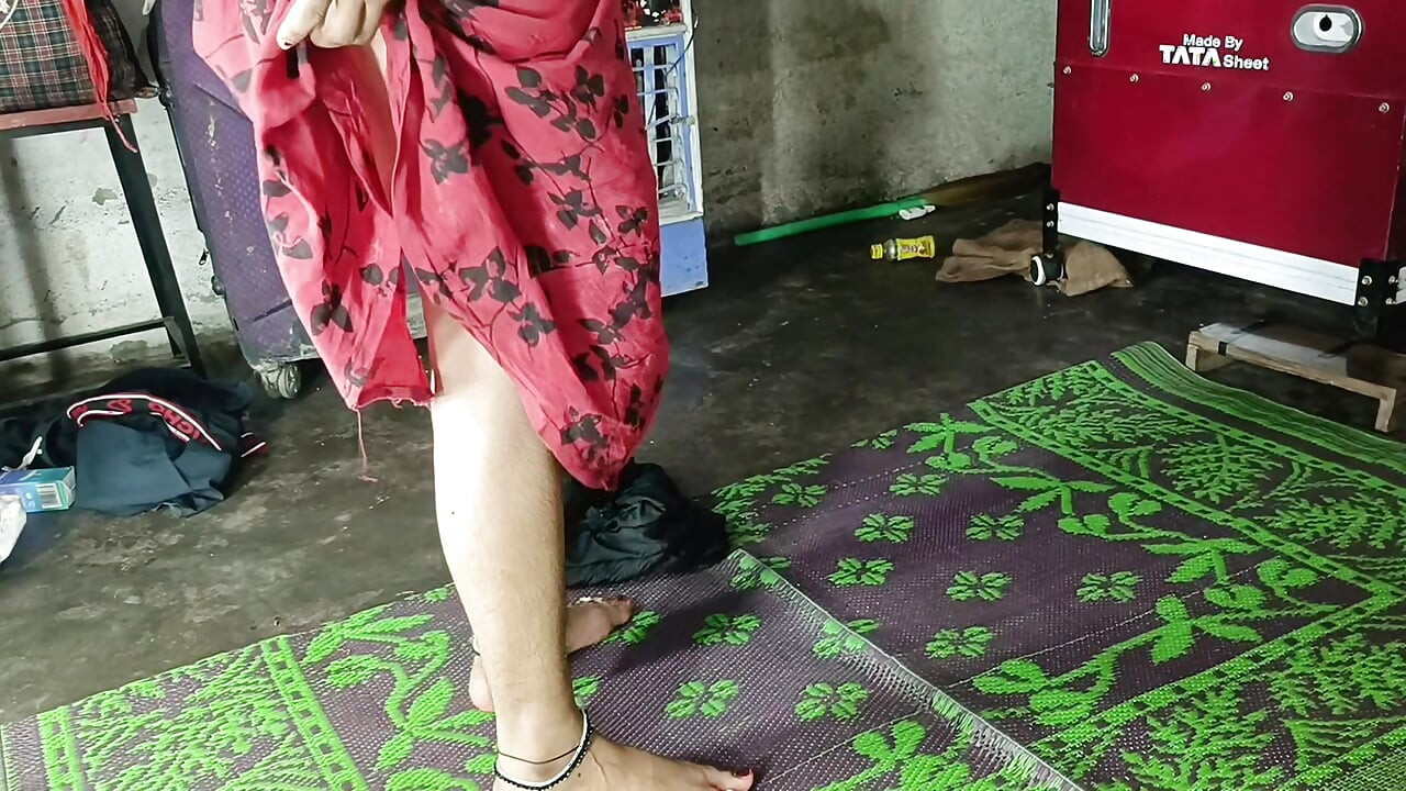 Primeira vez anal, primeira vez fodendo cu de quatro, mein hindi audio