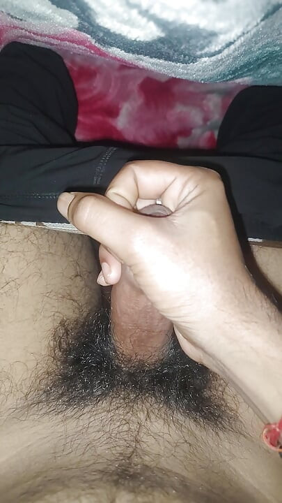 Estimulando el pene de gran tamaño