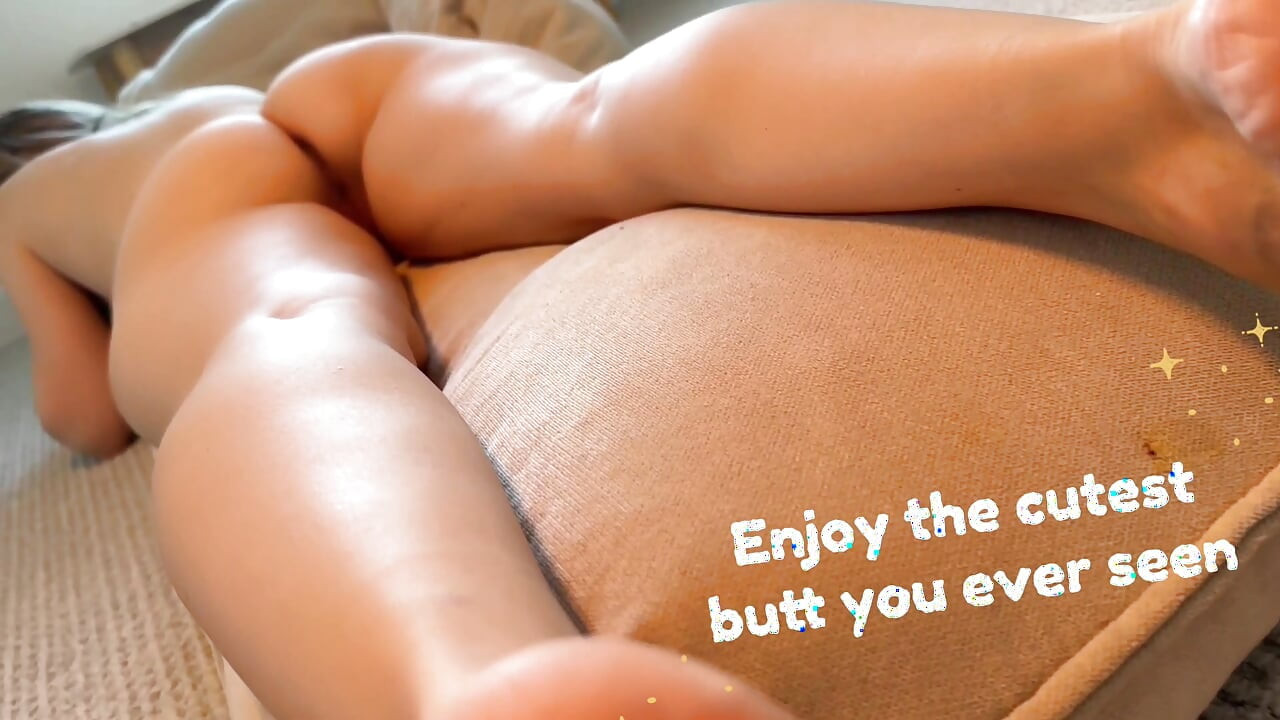 The Indian candy maker will sugar this girl's anus and then go sell candy again.