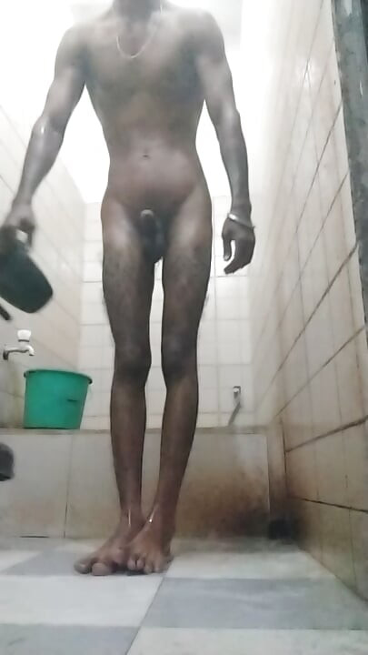 I am bathing alone, someone please come