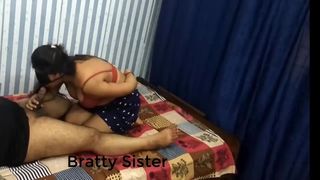 Пенджабская замужняя тетушка - возбужденный клип с минетом