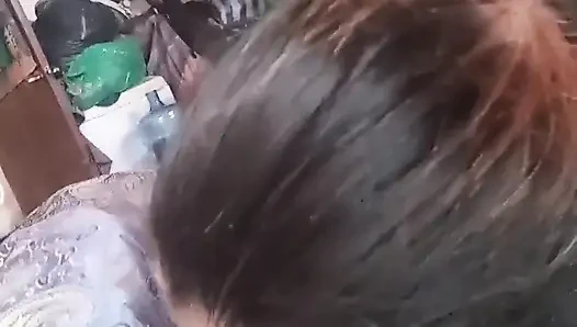Kocası işe gittiğinde
