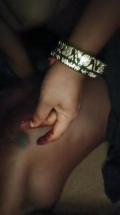 Wife was happy for the first time by taking her wife to the terrace and fucking her with great fondness