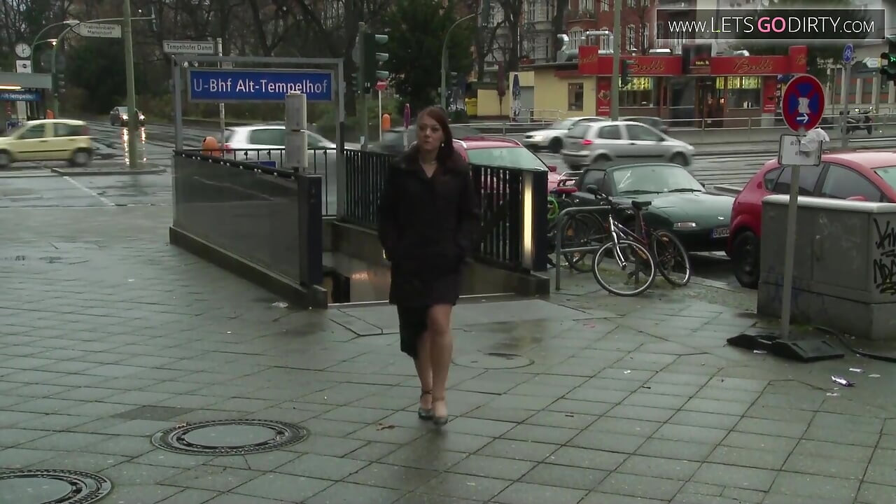 Hot girl gets bound by lover on the streets