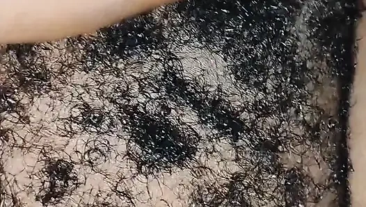 Vibratörümle kendimi sikiyorum