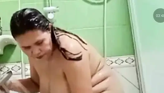 Memek pantat tetek besar dan tetek besar sangat gemuk
