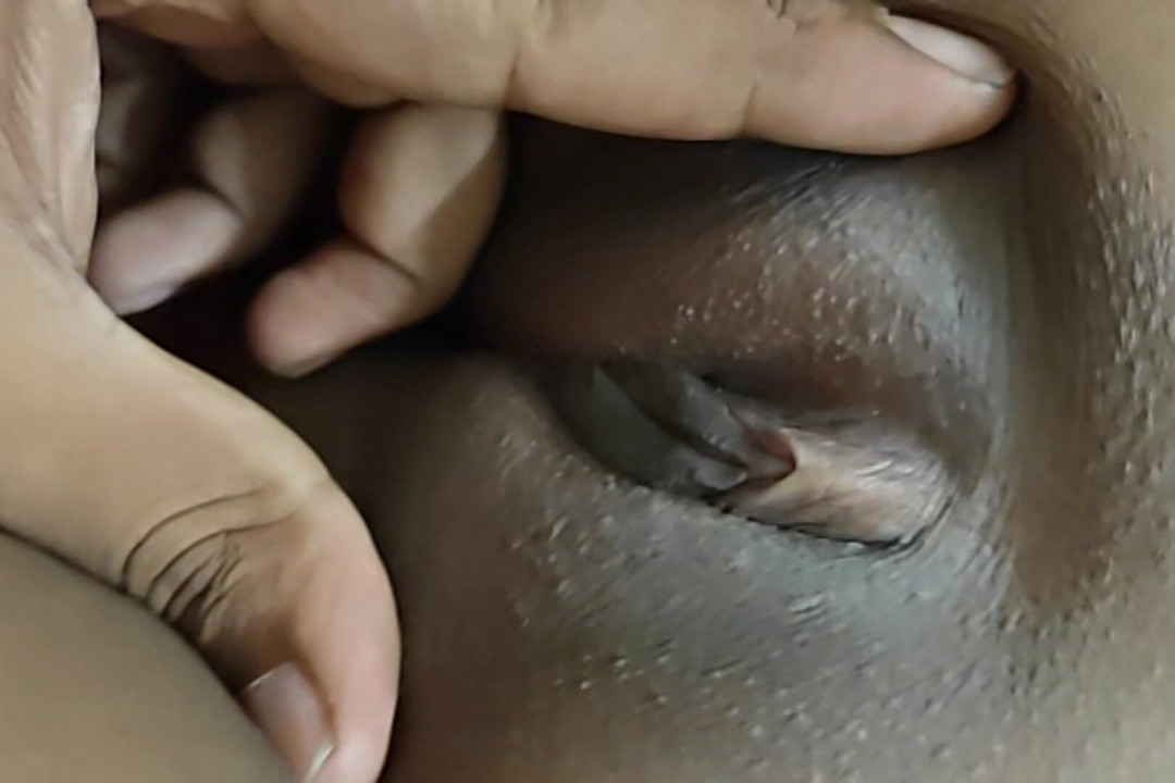 Smooth Fingering with jussy pusssy