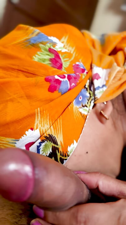 Stepbrother had sex with stepsister in the bedroom while resting