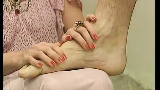 Rasputin si biarawan sange membawa putri rusia rambut pirangnya ke dalam lipatan tubuh aduhainya