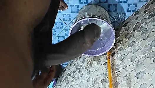 Tamil10inches büyük zenci yarağı sıçrama sidik seansı