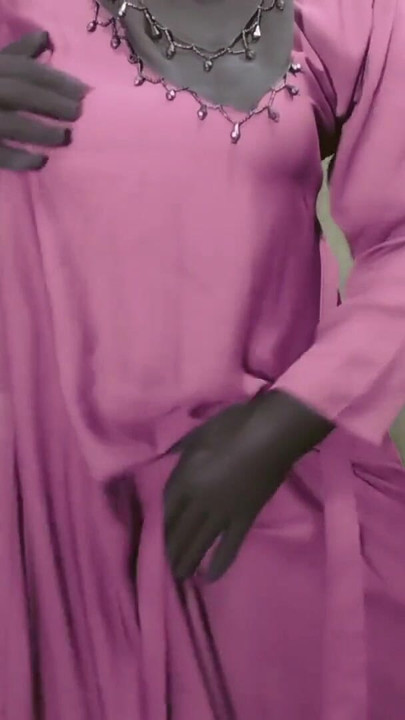Captivating moment von "Die schöne Amena Bhabhi hat sex in innenräumen mit einer burka und hijab"