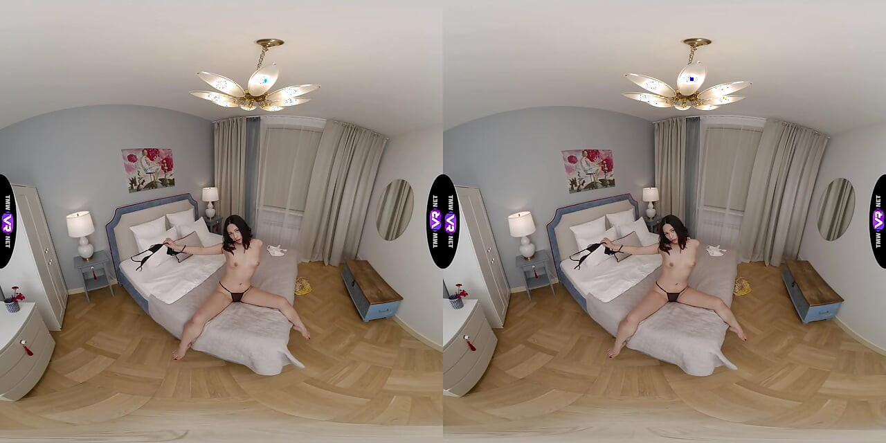 Lingerie Strip Tease Roxy's Kinky Cleaning Day Fun - TmwVRnet