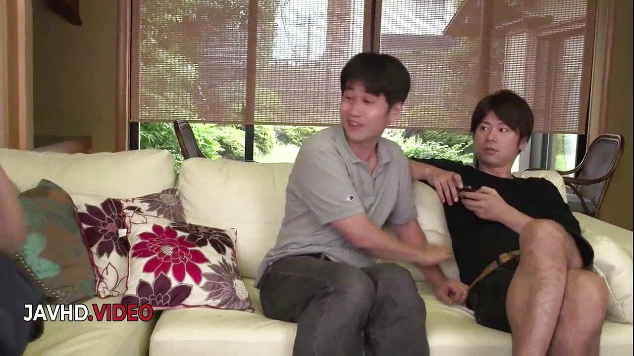 Suzu Ichinose Takes a Hot Japanese Cumshot After Intense Oral Pleasure