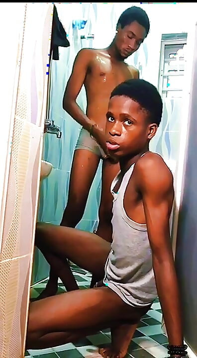 Best Friends Having Sex in Bathroom