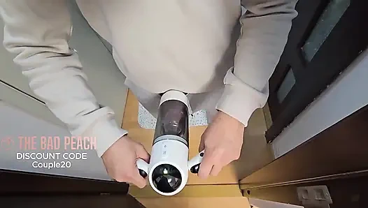 Ngentot kontolku sambil nonton diam-diam adik tiriku lagi asik fingering memeknya