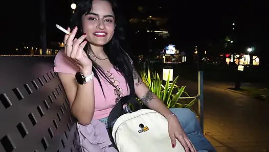 Amateur Public Pickup: penggemar latina dengan ransel pornhub lagi asik nyepong kontol sampai tenggorokan dan dicrot di dalam tanpa kondot