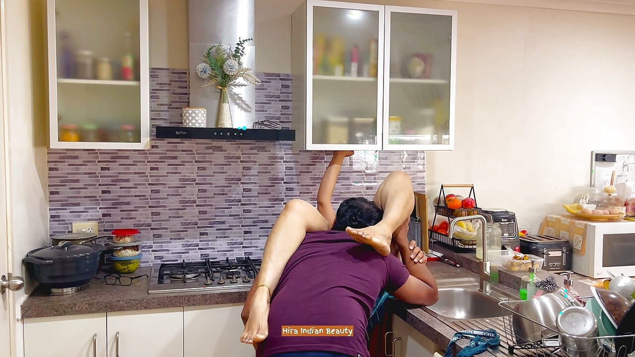 Indian Mother in Law Saree - Deep Pussy Eating by Son In Law - Loud Anal Doggy Fucking