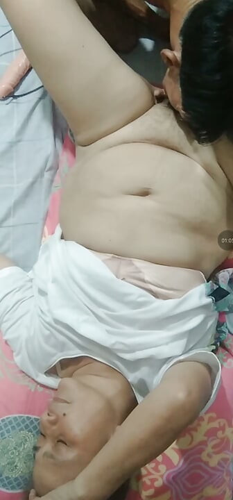 Top to bottom shots .eating pussy so creamy