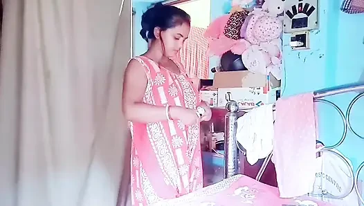 Komal's girlfriend sat on brother-in-law's clothes and started screaming, brother-in-law, you want to see your penis